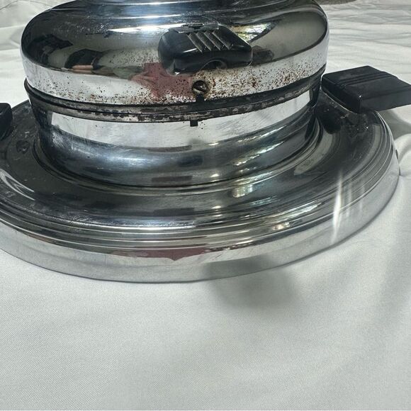 Vintage GENERAL ELECTRIC Waffle Maker 119YI97 Art Deco Made In USA Tested - Picture 3 of 15